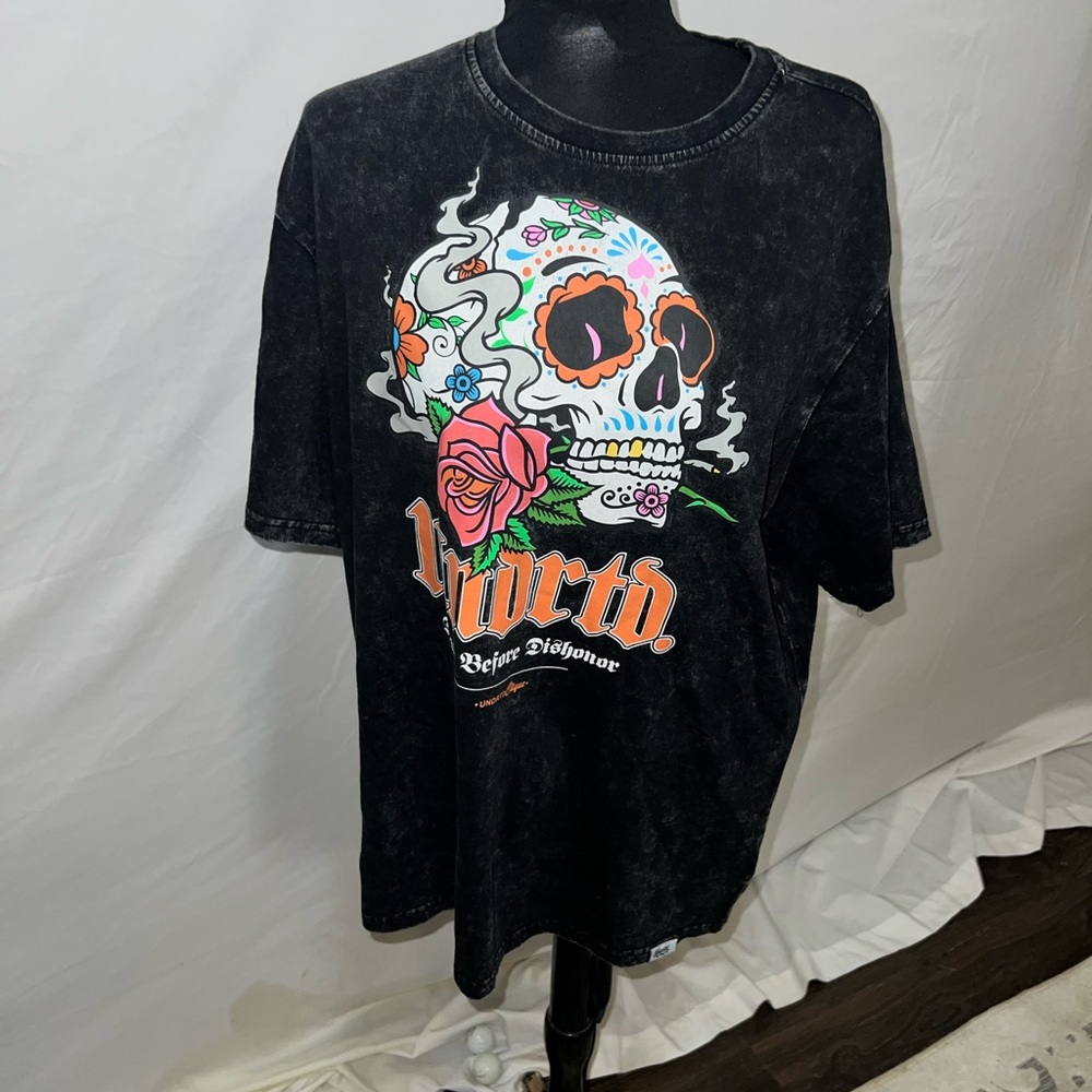Size large well made shirt new